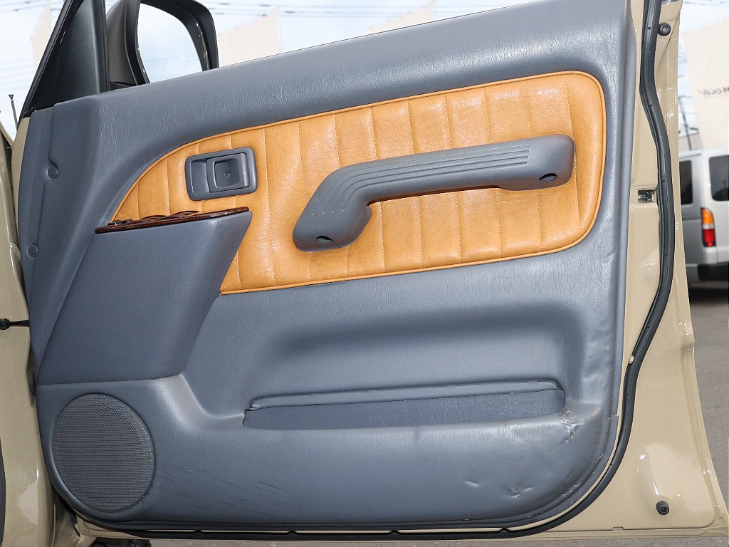 トヨタ ランドクルーザープラド(26枚目)