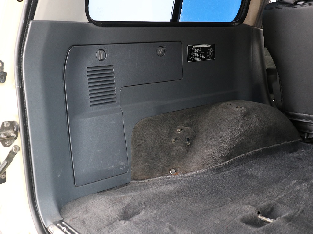 ラゲッジスペース左！