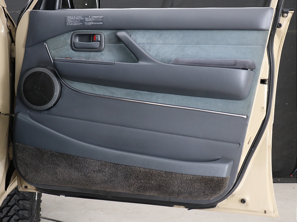 運転席ドアリム！