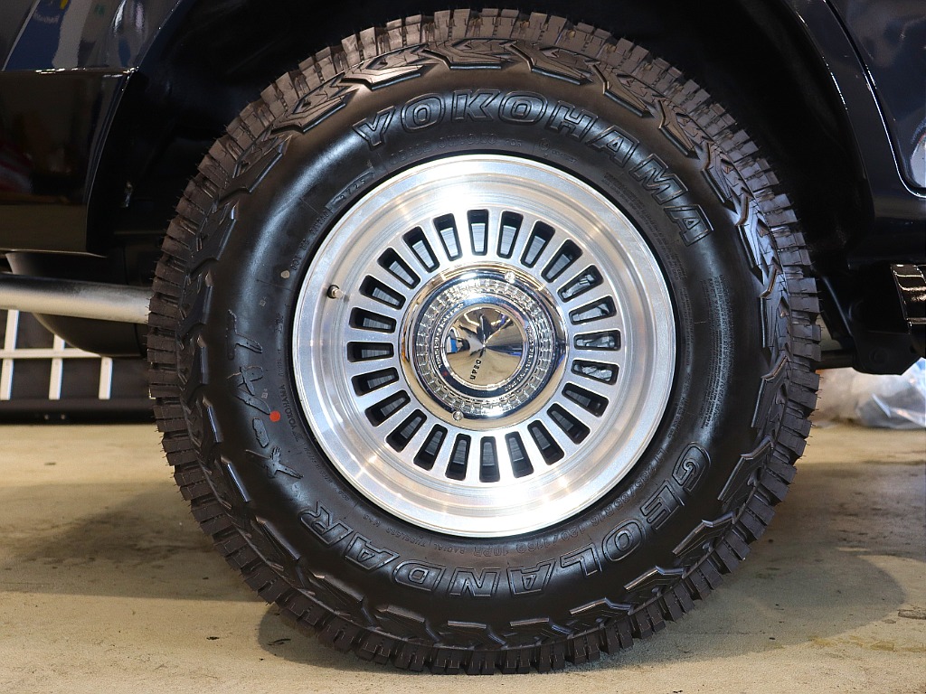 □DEAN　カリフォルニアホイール □YOKOHAMA　ジオランダーX‐AT　LT235/185R16