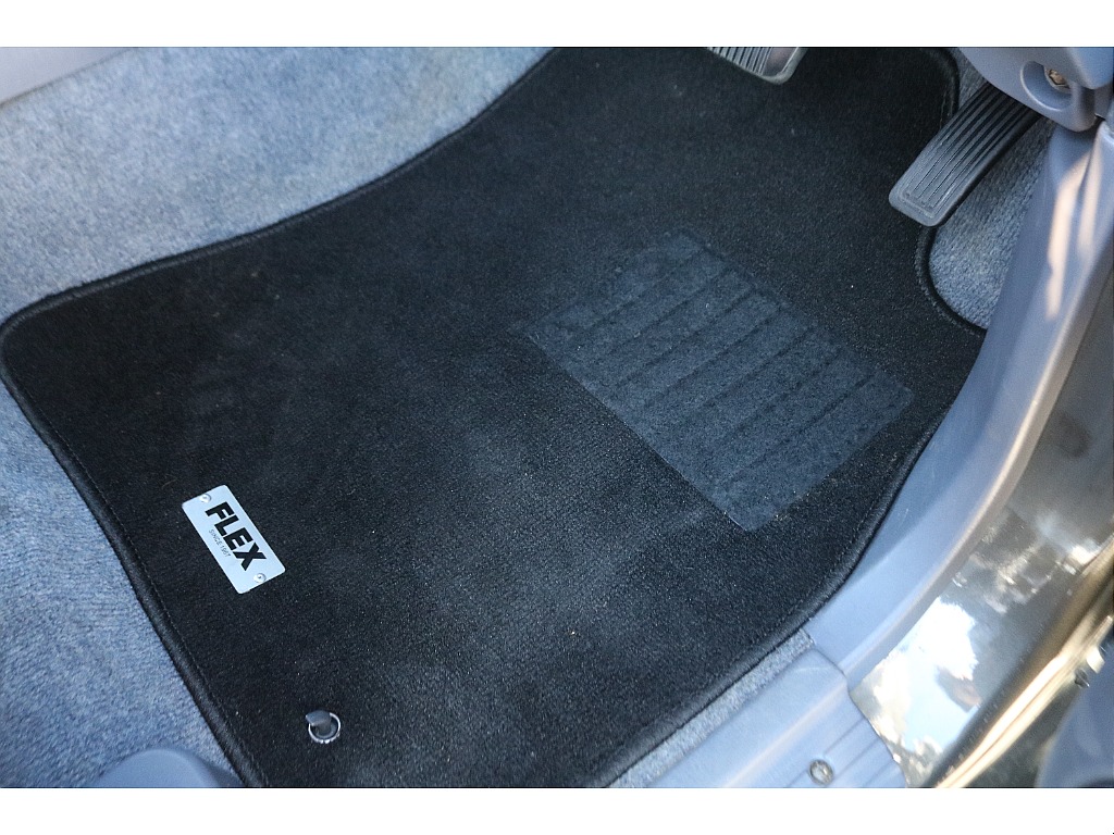 【新品】フロアマット！