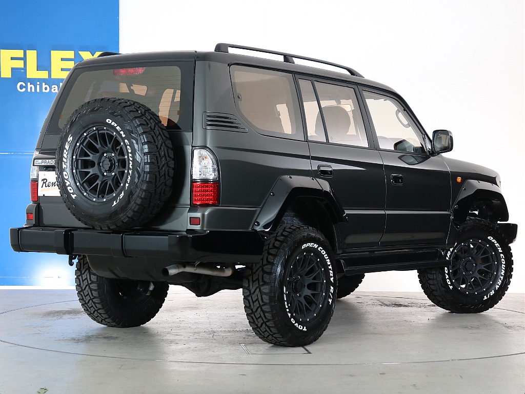 背面タイヤ付きでワイルドな印象！