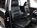 運転席もご覧のクオリティー！