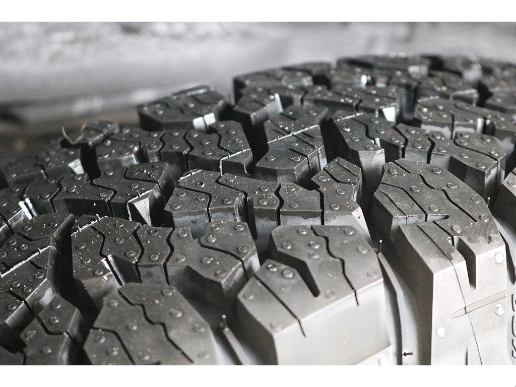 新品ＢＦグッドリッチＫＯ３　ＡＴタイヤ×新品ＤＥＡＮクロスカントリー１６インチアルミホイール☆