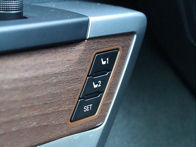 シートメモリ装備！