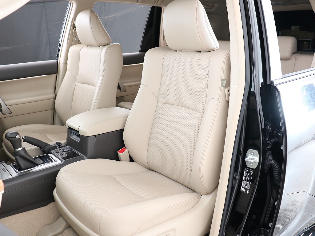 トヨタ ランドクルーザープラド(45枚目)