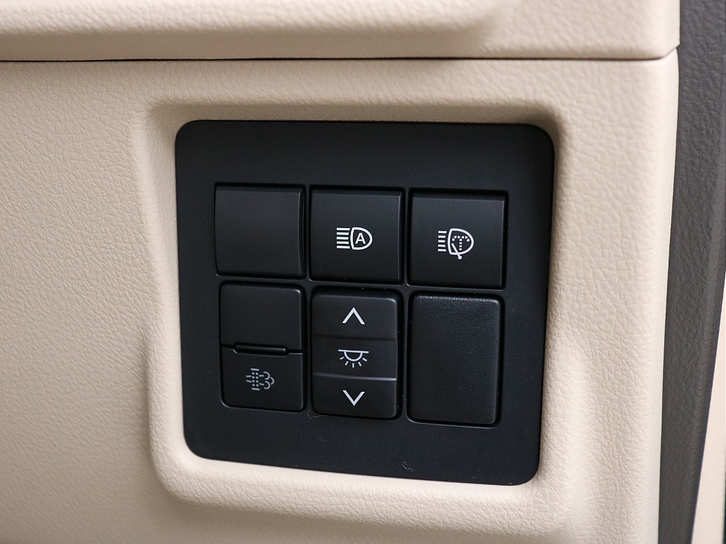 トヨタ ランドクルーザープラド(60枚目)