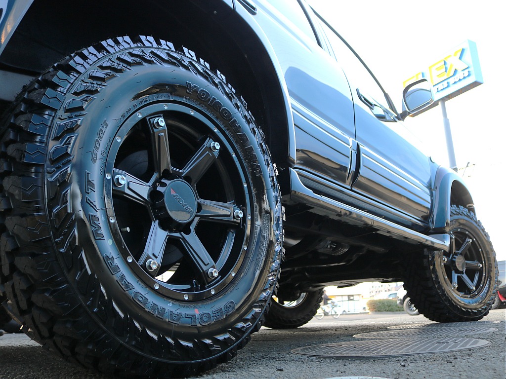 自社認証整備工場完備ですので納車後のカスタム、車検、修理、日々のメンテナンス、など全力でサポートいたします！なんでもお気軽にご相談ください！他店で購入した、お持ち込み車両でも大歓迎ですよ♪