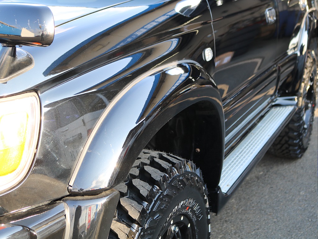 ＦＬＥＸグループは「すべての人に愛車を」をコンセプトに車種別に全国展開中！愛車と一緒に、ライフスタイルを充実させてもらいたいという思いで、ランクル仙台泉店では皆様のご要望になんでもお応えします♪