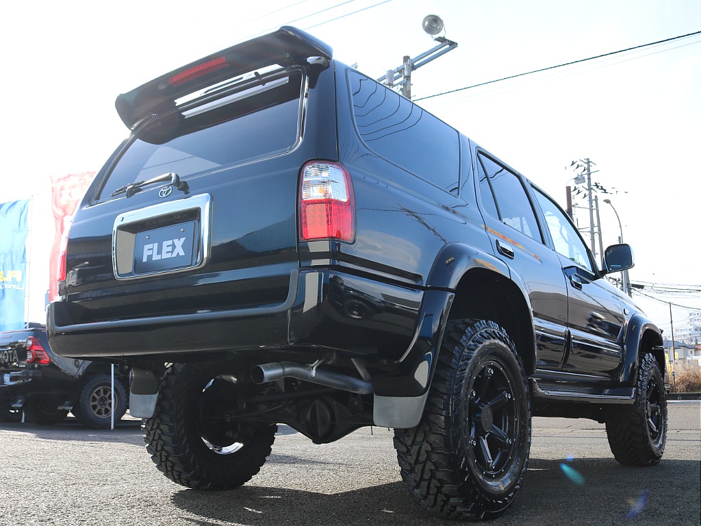 ＦＬＥＸグループは「すべての人に愛車を」をコンセプトに車種別に全国展開中！愛車と一緒に、ライフスタイルを充実させてもらいたいという思いで、ランクル仙台泉店では皆様のご要望になんでもお応えします♪