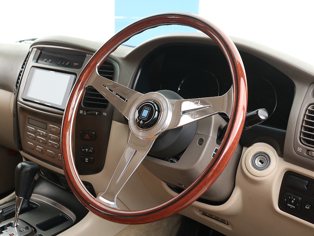 トヨタ ランドクルーザー100(37枚目)