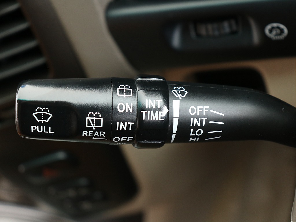 トヨタ ランドクルーザー100(38枚目)