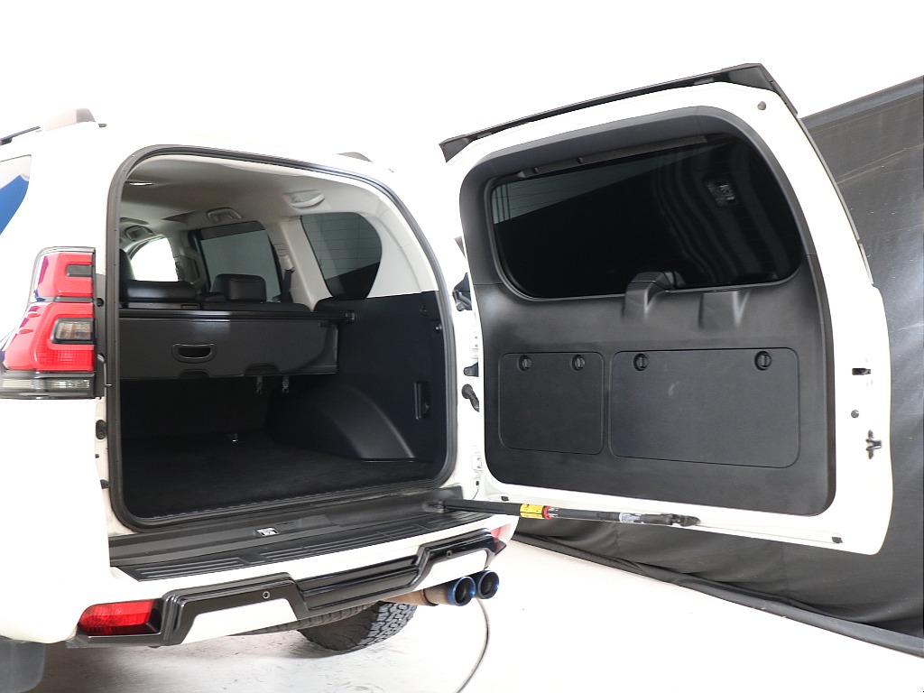 トヨタ ランドクルーザープラド(36枚目)