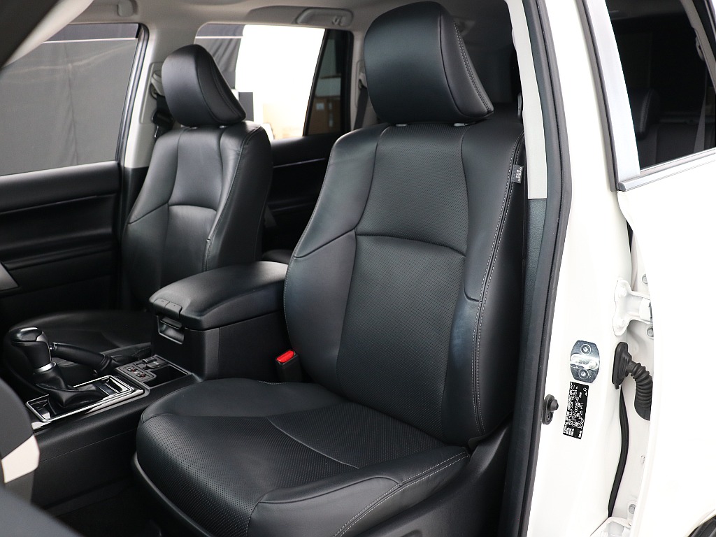 トヨタ ランドクルーザープラド(44枚目)