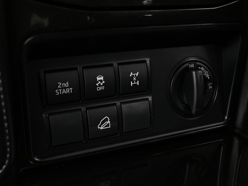 トヨタ ランドクルーザープラド(56枚目)