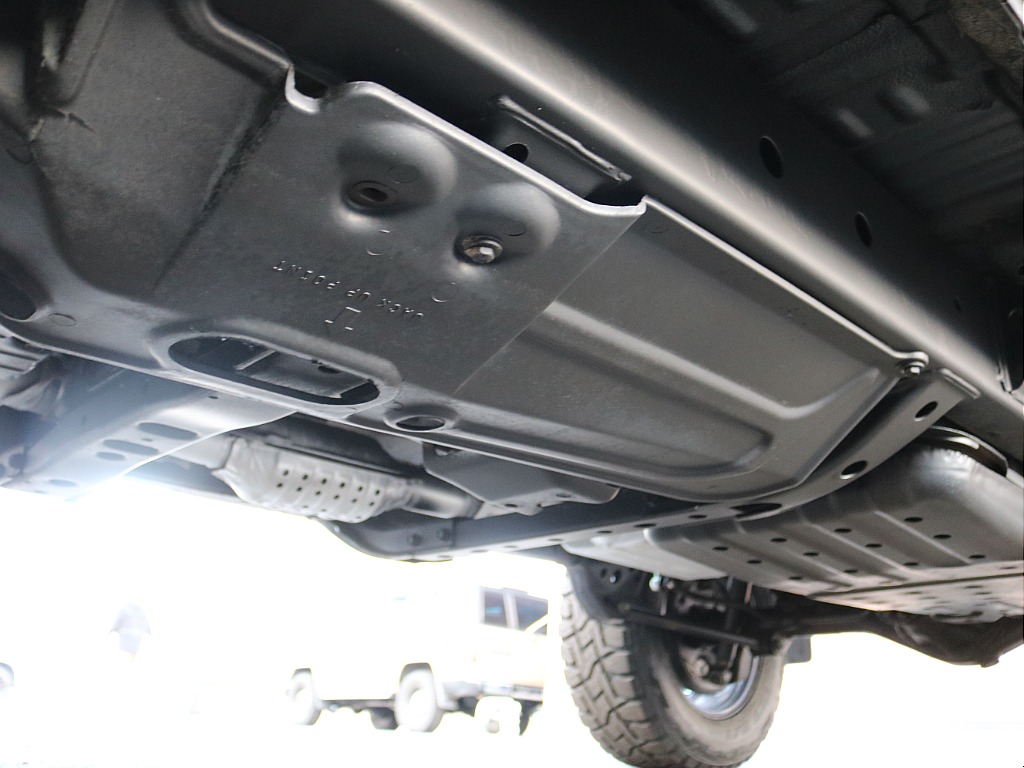 ＦＬＥＸグループは「すべての人に愛車を」をコンセプトに車種別に全国展開中！愛車と一緒に、ライフスタイルを充実させてもらいたいという思いで、ランクル仙台泉店では皆様のご要望になんでもお応えします♪