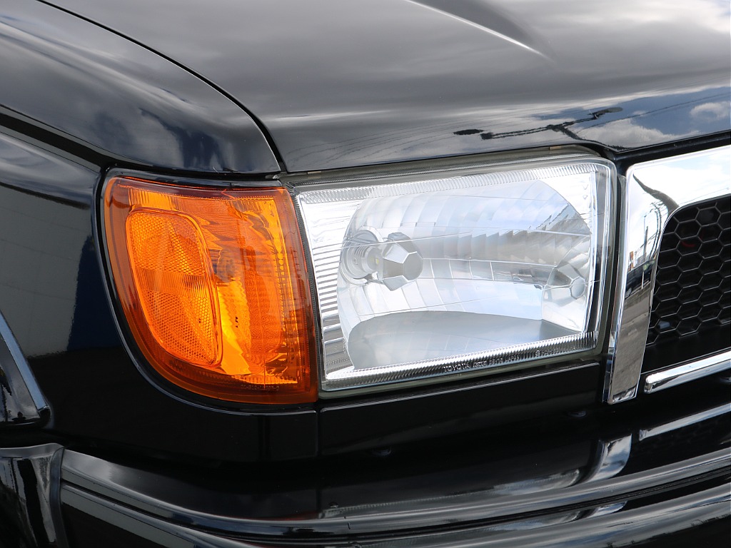 ＦＬＥＸグループは「すべての人に愛車を」をコンセプトに車種別に全国展開中！愛車と一緒に、ライフスタイルを充実させてもらいたいという思いで、ランクル仙台泉店では皆様のご要望になんでもお応えします♪