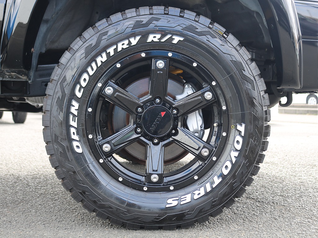 ＦＬＥＸグループは「すべての人に愛車を」をコンセプトに車種別に全国展開中！愛車と一緒に、ライフスタイルを充実させてもらいたいという思いで、ランクル仙台泉店では皆様のご要望になんでもお応えします♪