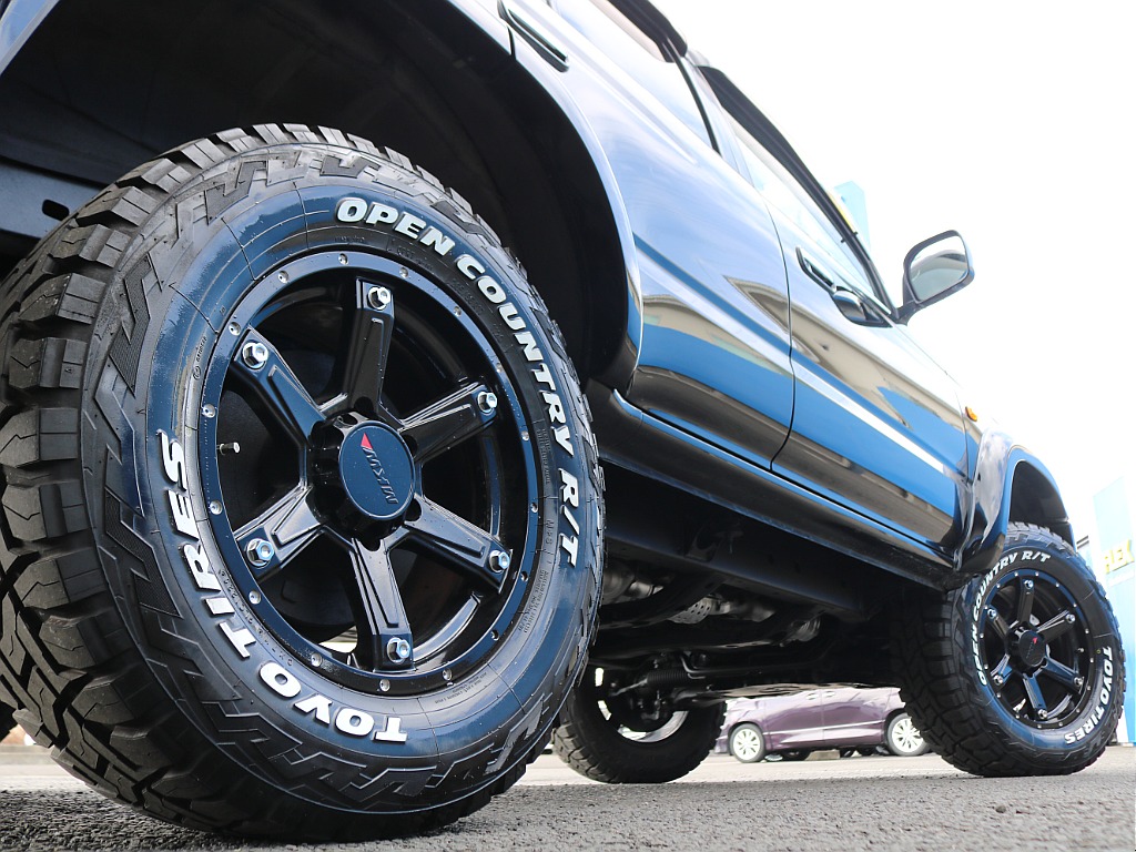 ＦＬＥＸグループは「すべての人に愛車を」をコンセプトに車種別に全国展開中！愛車と一緒に、ライフスタイルを充実させてもらいたいという思いで、ランクル仙台泉店では皆様のご要望になんでもお応えします♪