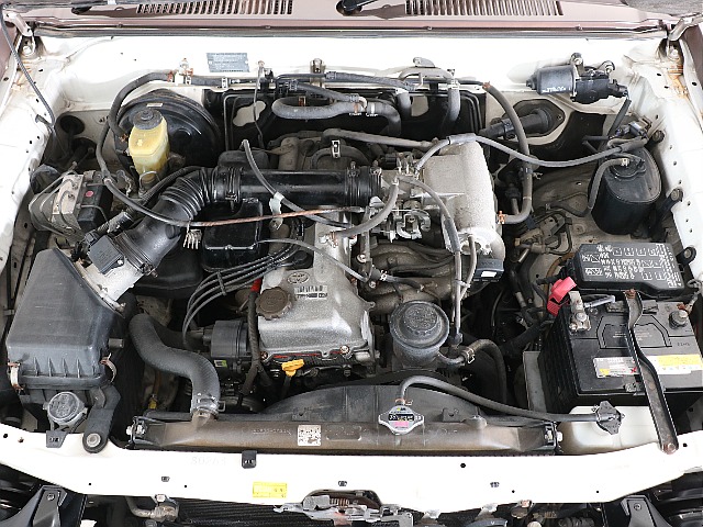 2700㏄エンジン搭載しております！エンジン点検もしております！