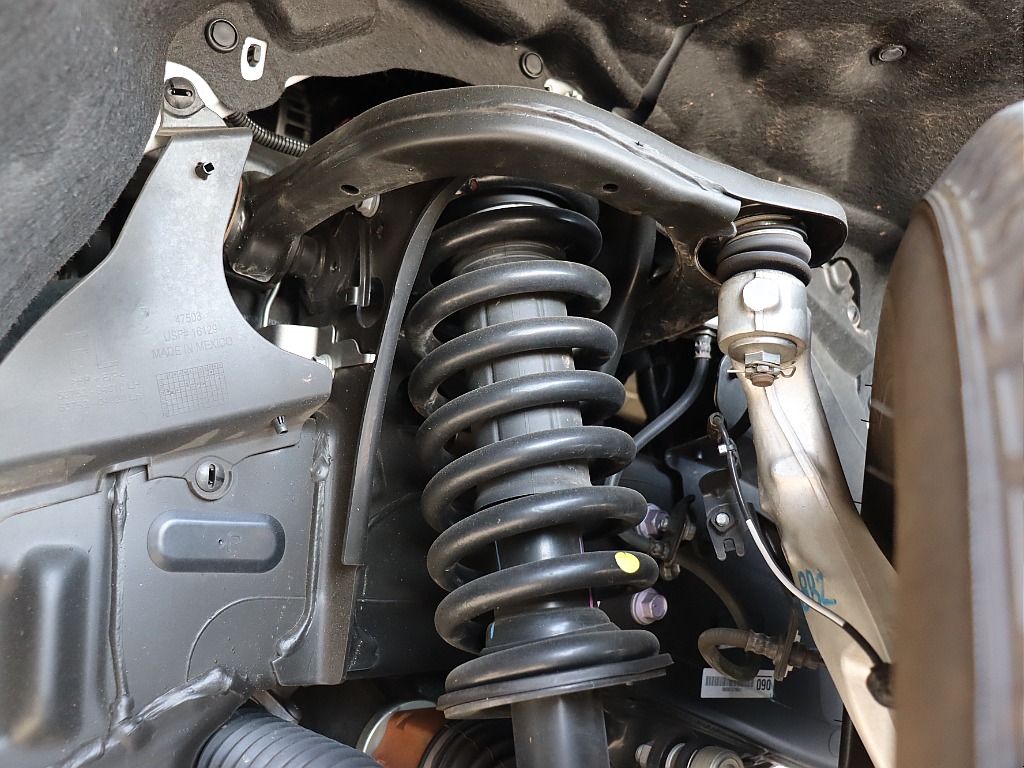 TRDスポーツ専用チューニングショックアブソーバー！