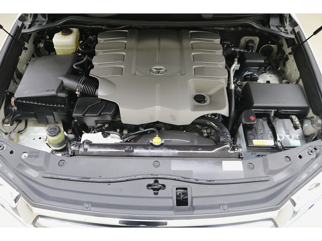 エンジンルームになります☆