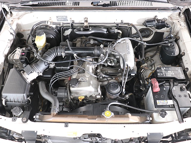 3RZ（2700㏄）のエンジンのため、タイミングチェーンが特徴になります！ありがたい！