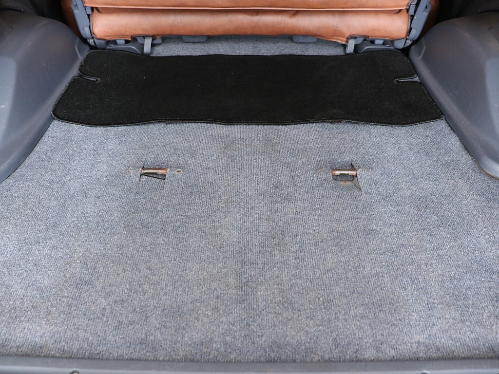 ラゲッジスペース中央！