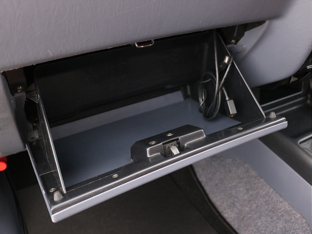 グローブボックス！