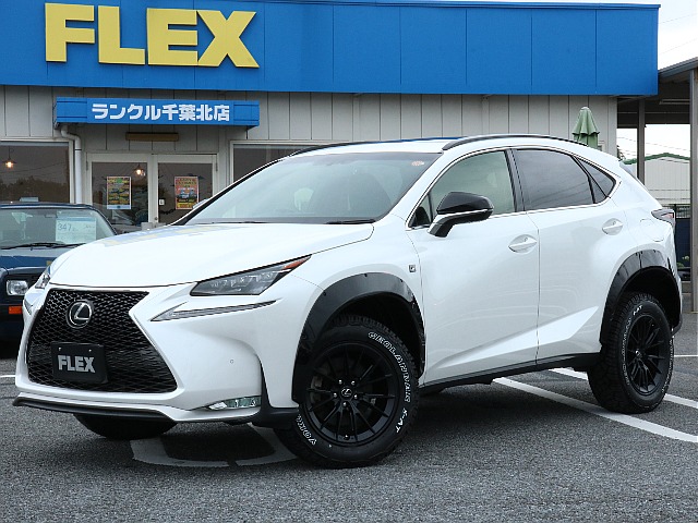 レクサスNX