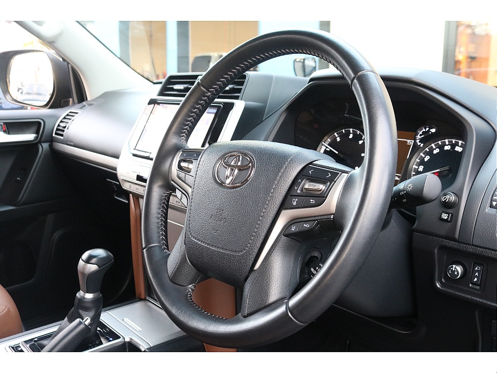 純正ハンドル！