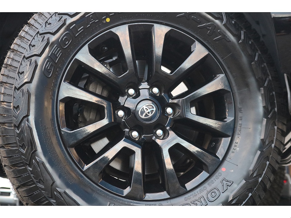 純正AW×YOKOHAMAジオランダーX-AT！