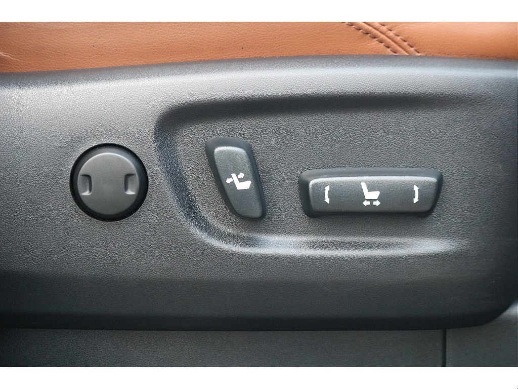 運転席パワーシート！