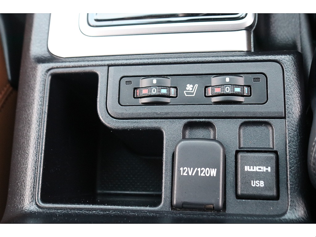 シートエアコン装備！快適にお過ごしいただけます♪