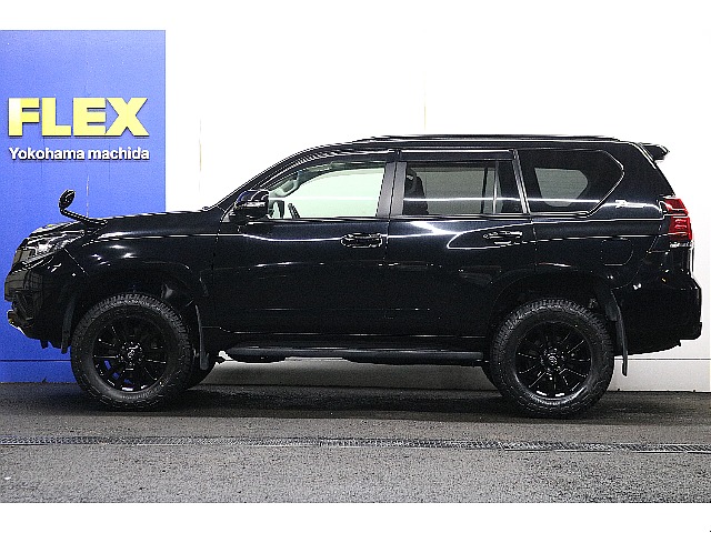 サイドステップ付きの為乗り降りも安心♪