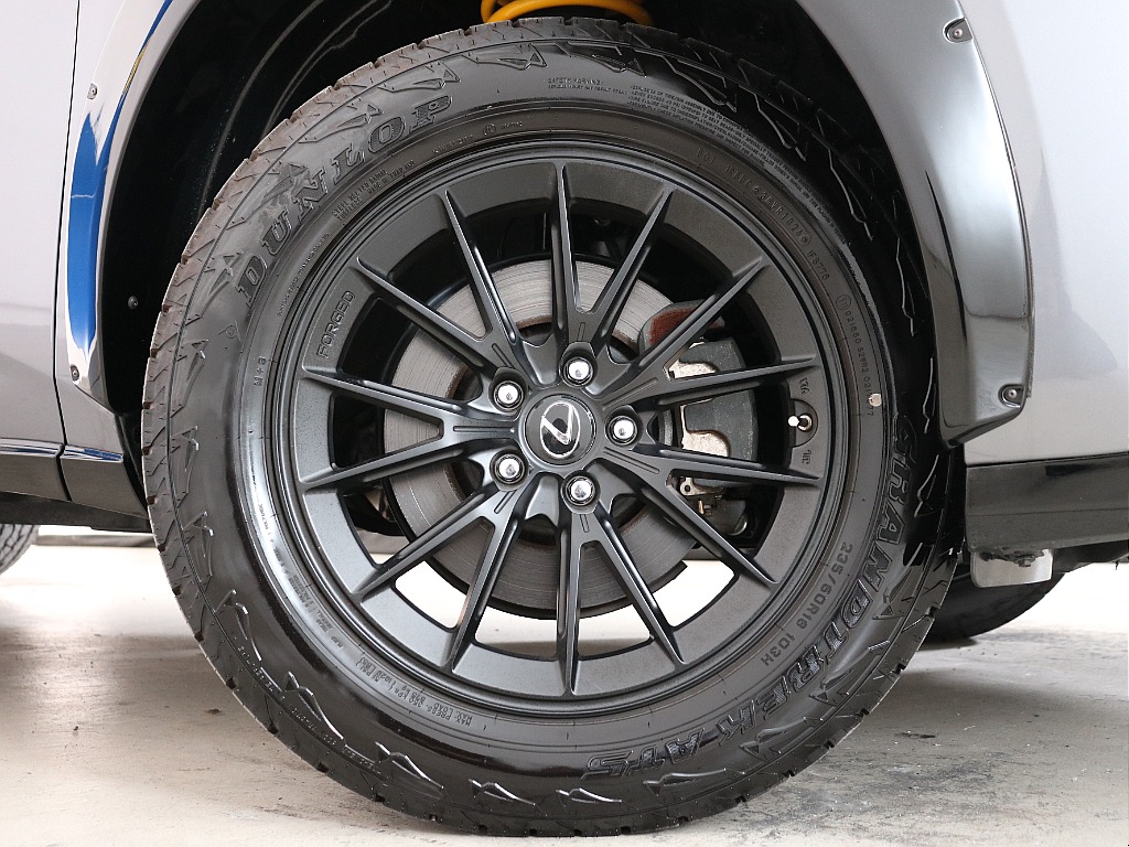新品オリジナル鍛造AW＆新品ダンロップAT5 (235/60R18)♪