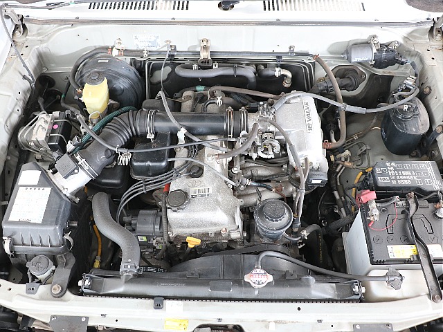 排気量2700㏄！ランクルの維持費が心配な方にはおすすめのお車です！