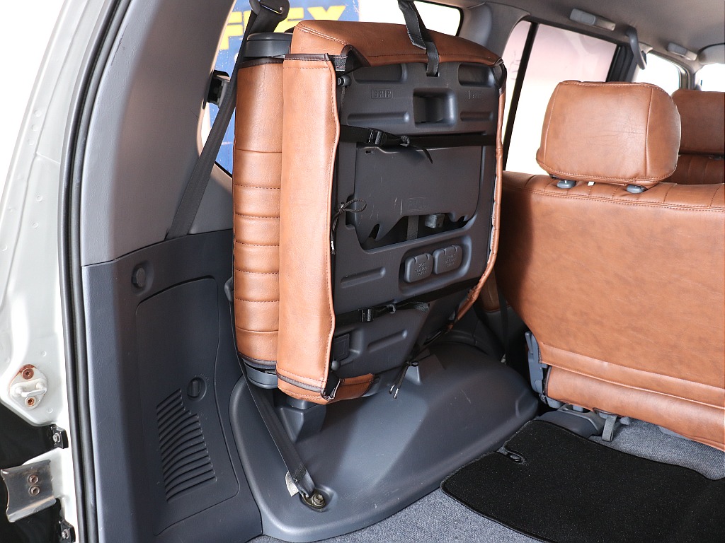 ラゲッジスペース左！