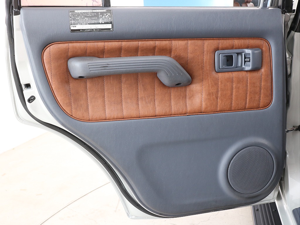 左後ろドアリム！