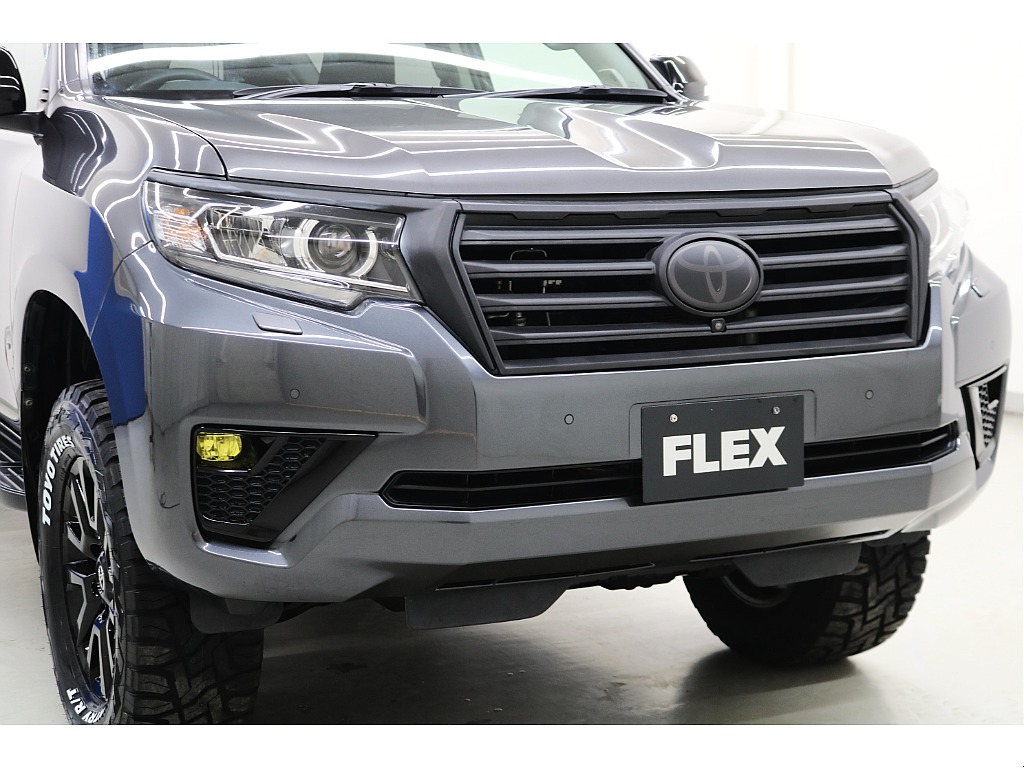 クリーンディーゼル☆稀少グレーメタリック☆新品リフトＵＰコイル☆オリジナルフロントグリル☆ＴＲＤハンドルプロテクター☆