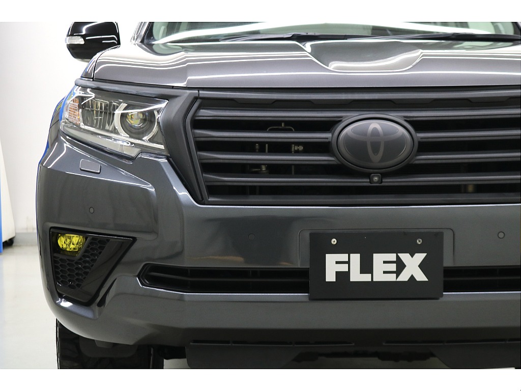 クリーンディーゼル☆稀少グレーメタリック☆新品リフトＵＰコイル☆オリジナルフロントグリル☆ＴＲＤハンドルプロテクター☆