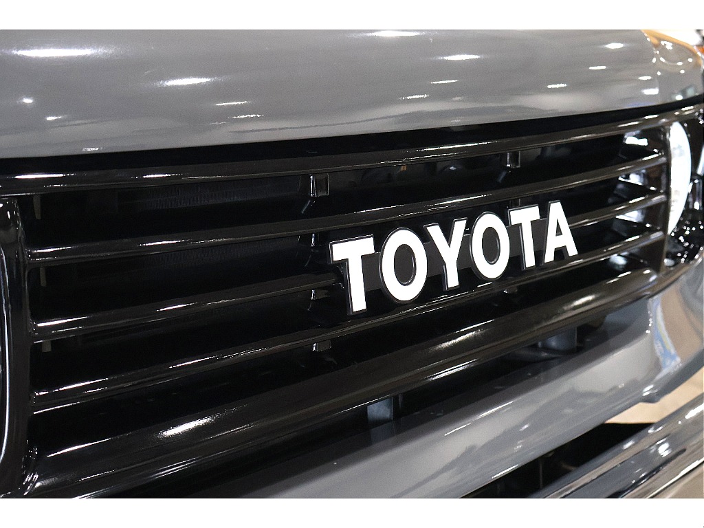 TOYOTAが欲しい方も多いのではないでしょうか？既についてますよ！