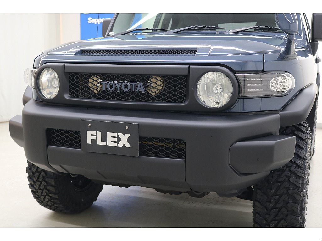 全塗装アルルブルー☆TOYOTA文字ボディ同色ペイント☆トレイル仕様☆２インチリフトＵＰ☆新品ＬＥＤフロントウィンカー（スモーク）☆新品スモークサイドーマーカー☆本州仕入れ車☆