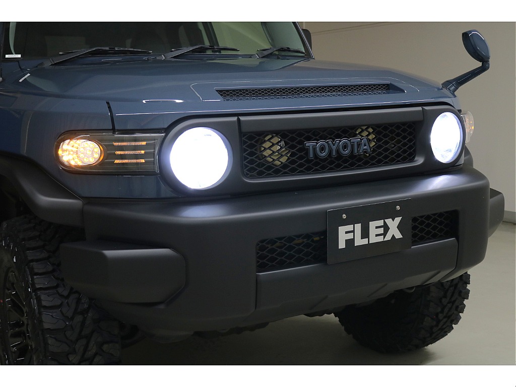 全塗装アルルブルー☆TOYOTA文字ボディ同色ペイント☆トレイル仕様☆２インチリフトＵＰ☆新品ＬＥＤフロントウィンカー（スモーク）☆新品スモークサイドーマーカー☆本州仕入れ車☆