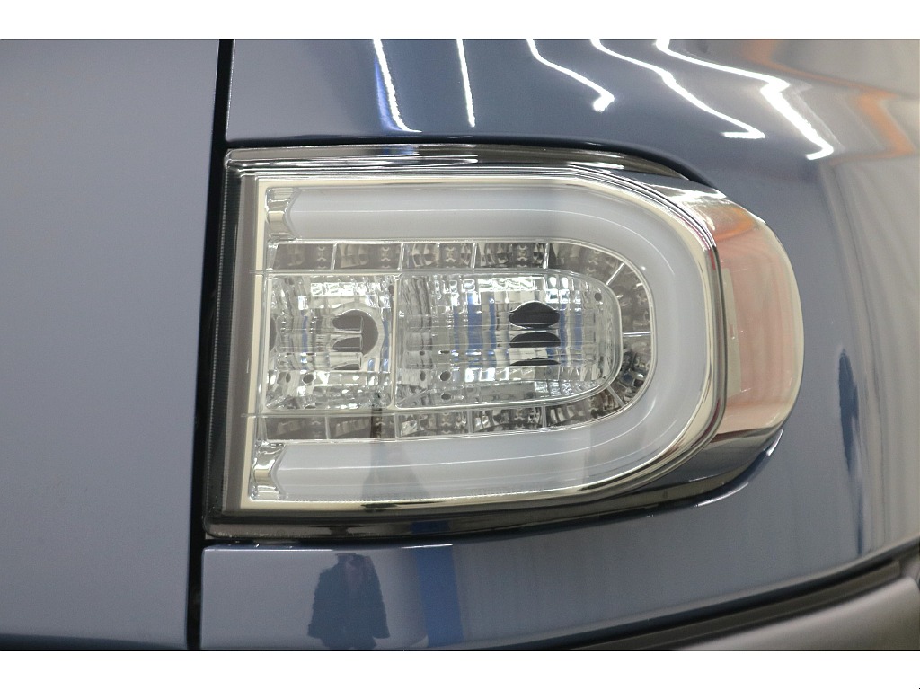 新品ファイバーＬＥＤテールランプ（スモーク）☆