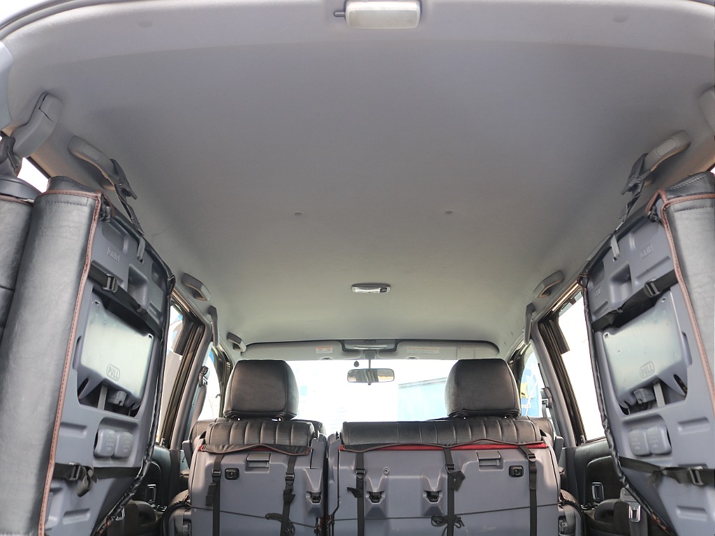 天井はヤニ汚れや破れもなく、綺麗な状態を保っております！