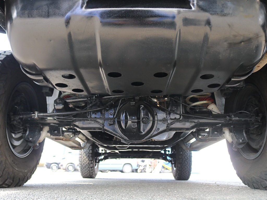 ＦＬＥＸグループは「すべての人に愛車を」をコンセプトに車種別に全国展開中！愛車と一緒に、ライフスタイルを充実させてもらいたいという思いで、ランクル仙台泉店では皆様のご要望になんでもお応えします♪