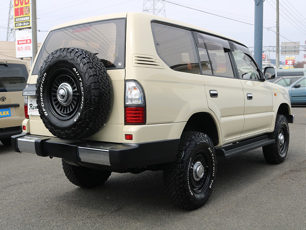 ＦＬＥＸグループは「すべての人に愛車を」をコンセプトに車種別に全国展開中！愛車と一緒に、ライフスタイルを充実させてもらいたいという思いで、ランクル仙台泉店では皆様のご要望になんでもお応えします♪