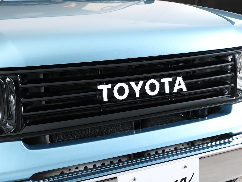 横文字TOYOTAグリル！