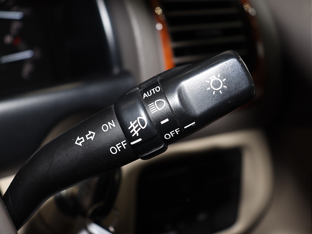 トヨタ ランドクルーザー100(23枚目)